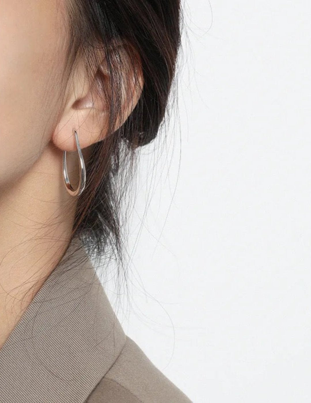 Minimalist Hoop Earrings